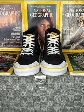 Vans Off THE WALL NATIONAL GEOGRAPHIC SK8-HI Top Size 9.5 UNISEX